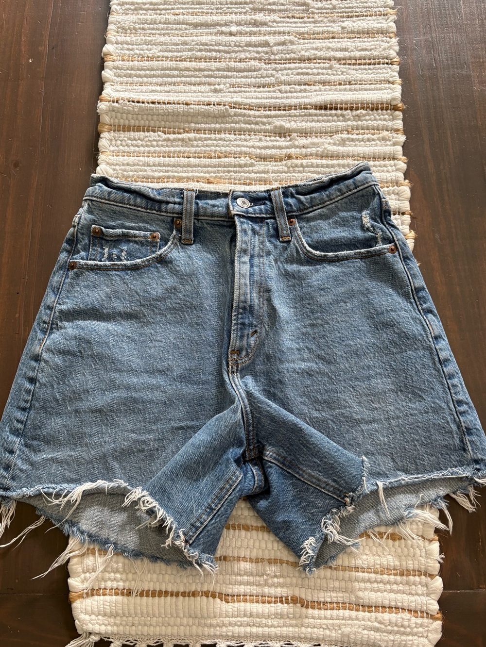 A&F The Dad Curve Love Jean shorts